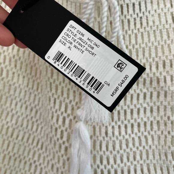 Gianni Bini White Crochet Sleeveless Top and Shorts Cover-Up Set NWT! - Picture 6 of 6